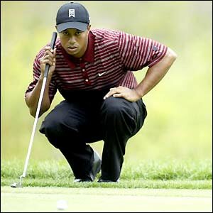 crouch-tiger-woods crouch-tiger-woods
